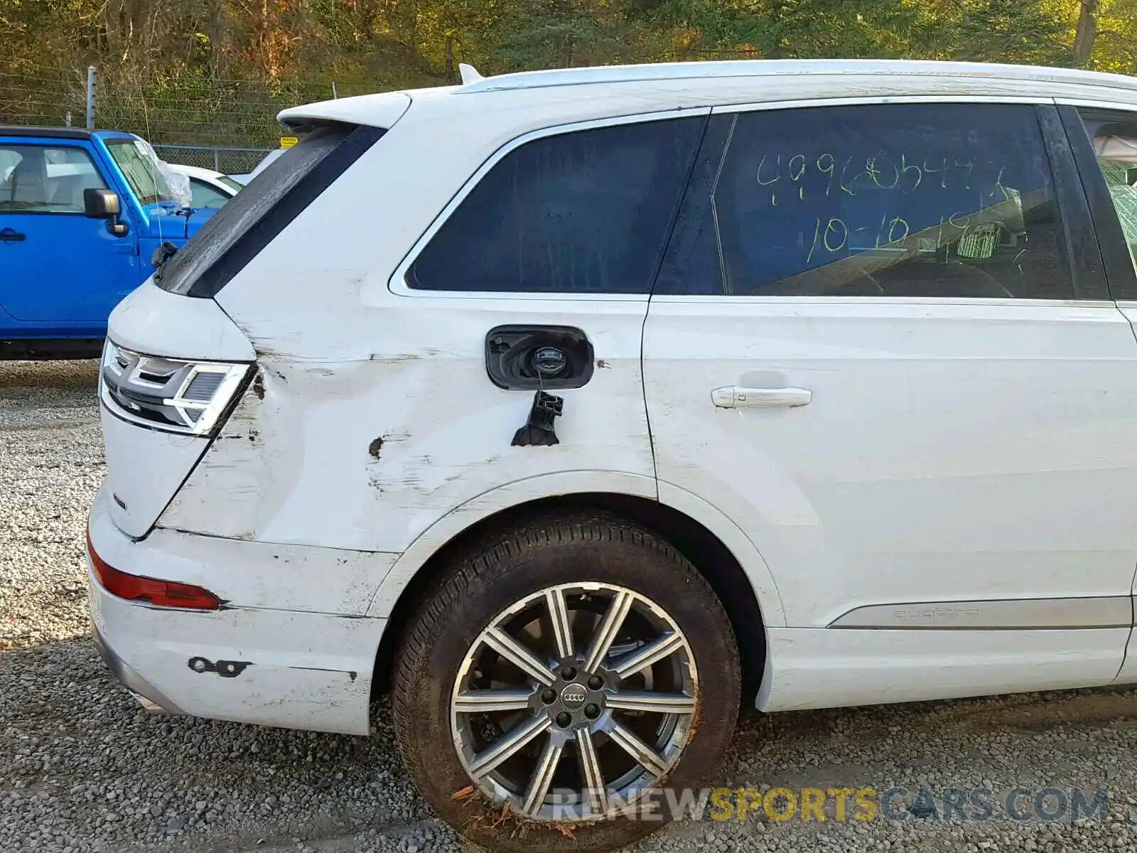 9 Photograph of a damaged car WA1VAAF75KD039217 AUDI Q7 2019