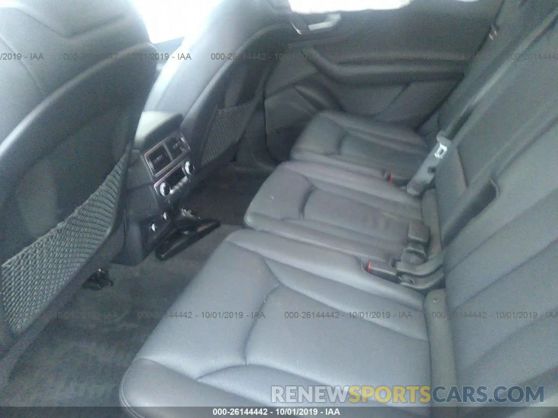 8 Фотография поврежденного автомобиля WA1VAAF76KD000572 AUDI Q7 2019