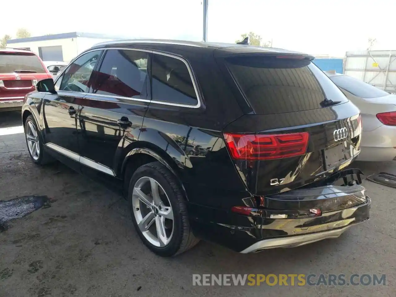 3 Фотография поврежденного автомобиля WA1VAAF76KD000667 AUDI Q7 2019