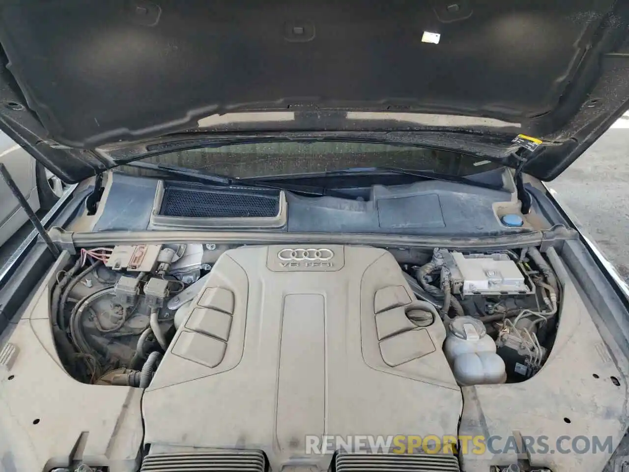 7 Photograph of a damaged car WA1VAAF76KD000667 AUDI Q7 2019