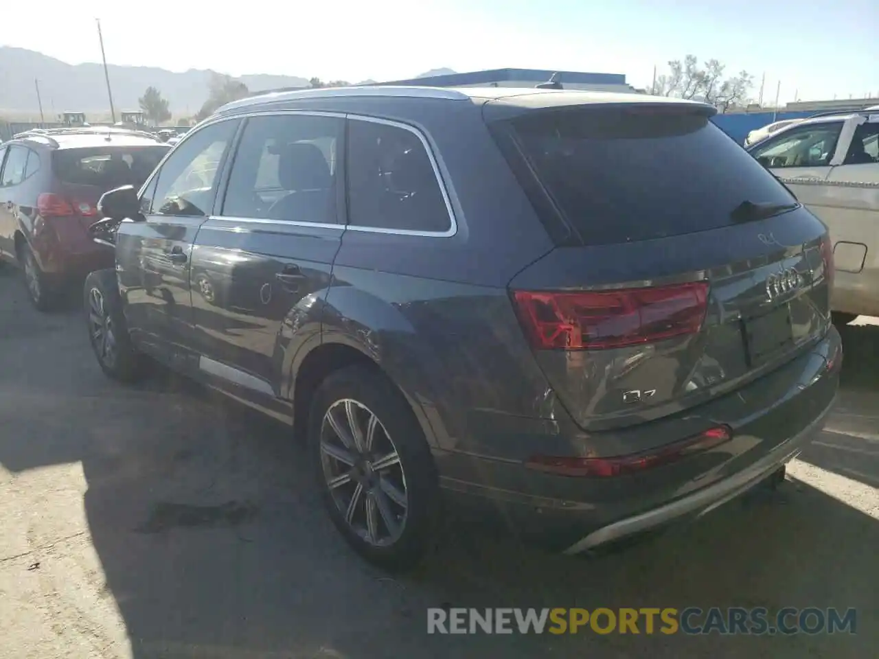 3 Фотография поврежденного автомобиля WA1VAAF76KD004489 AUDI Q7 2019