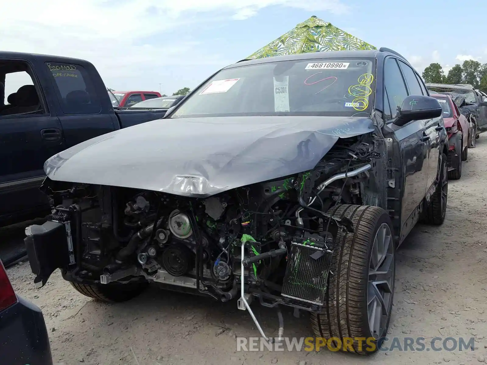 2 Photograph of a damaged car WA1VAAF76KD005559 AUDI Q7 2019