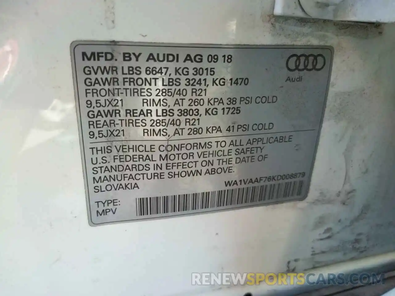 10 Photograph of a damaged car WA1VAAF76KD008879 AUDI Q7 2019