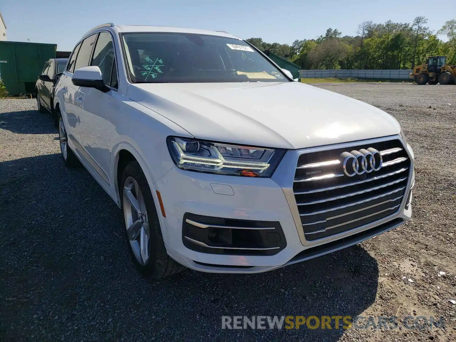 1 Photograph of a damaged car WA1VAAF76KD009708 AUDI Q7 2019