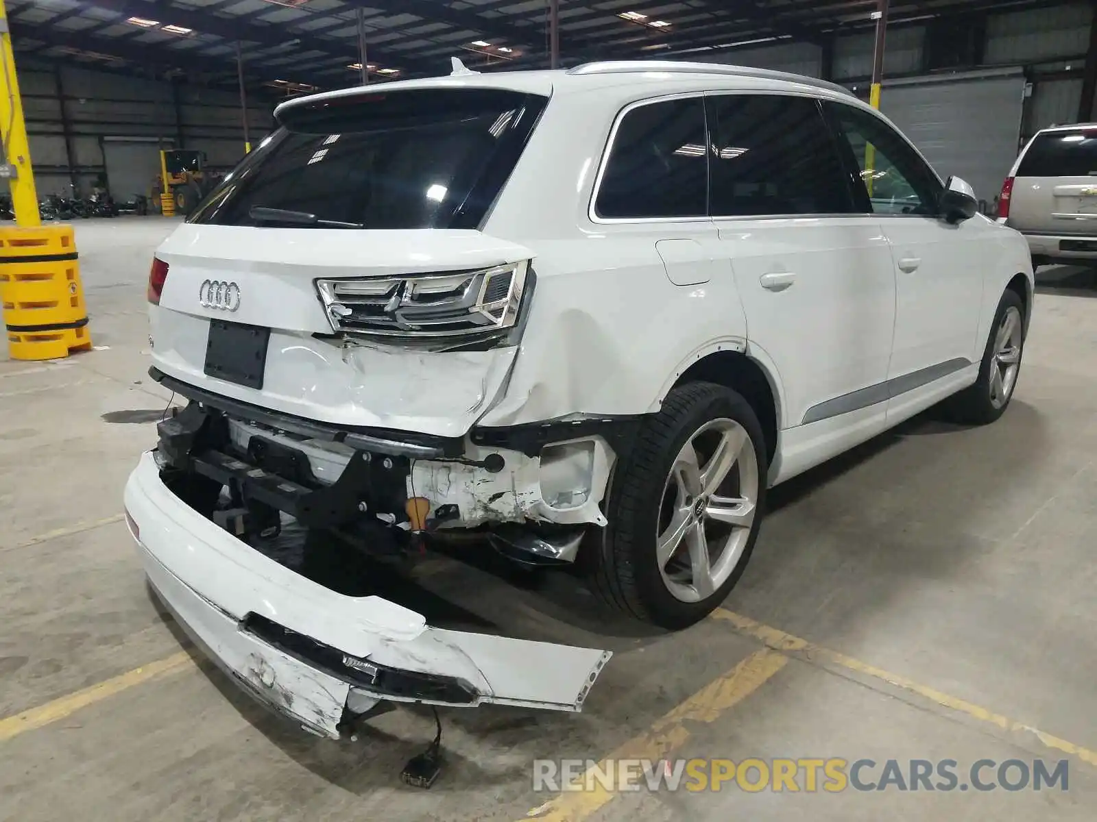 4 Фотография поврежденного автомобиля WA1VAAF76KD009708 AUDI Q7 2019