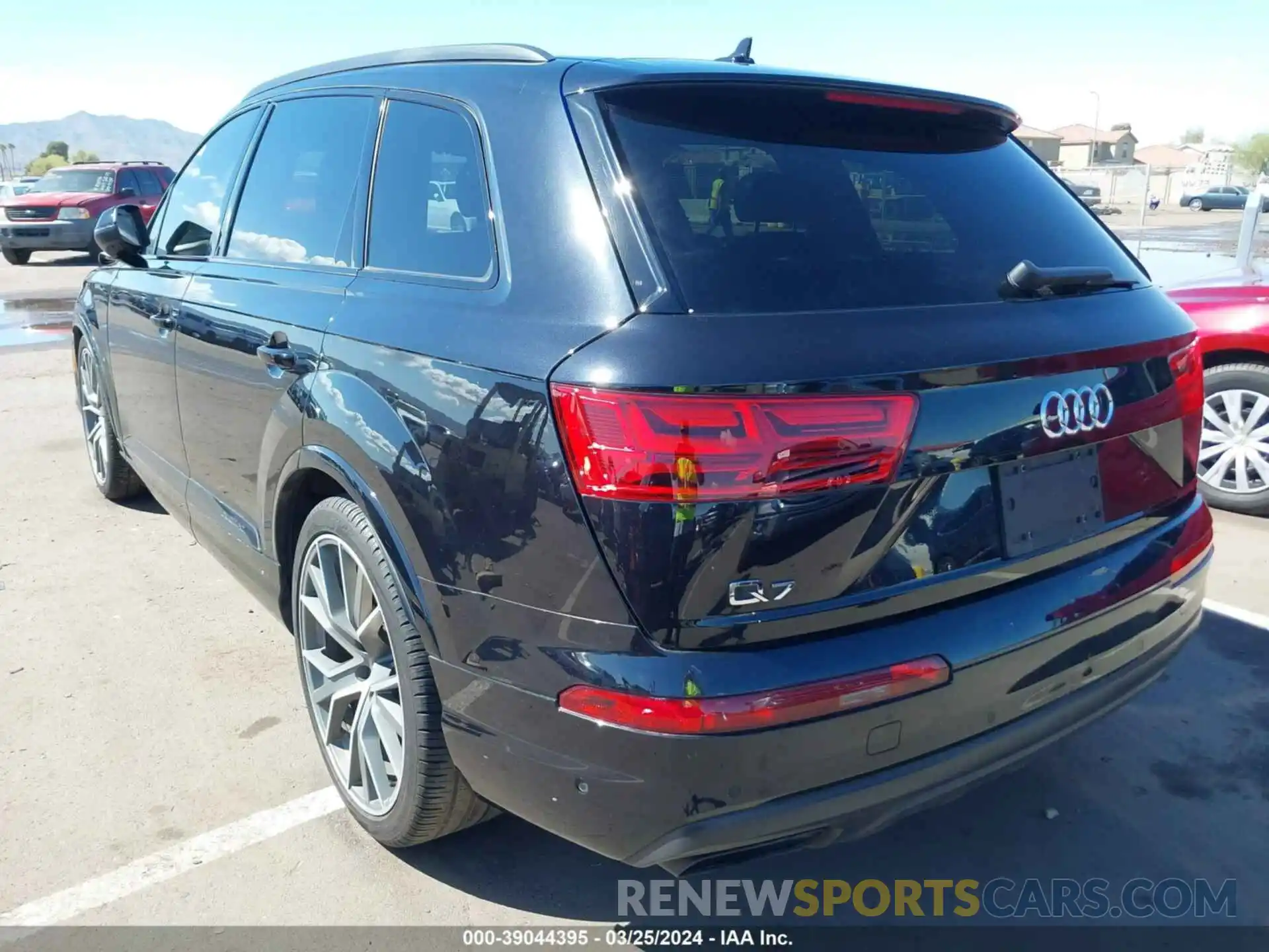 3 Photograph of a damaged car WA1VAAF76KD010602 AUDI Q7 2019