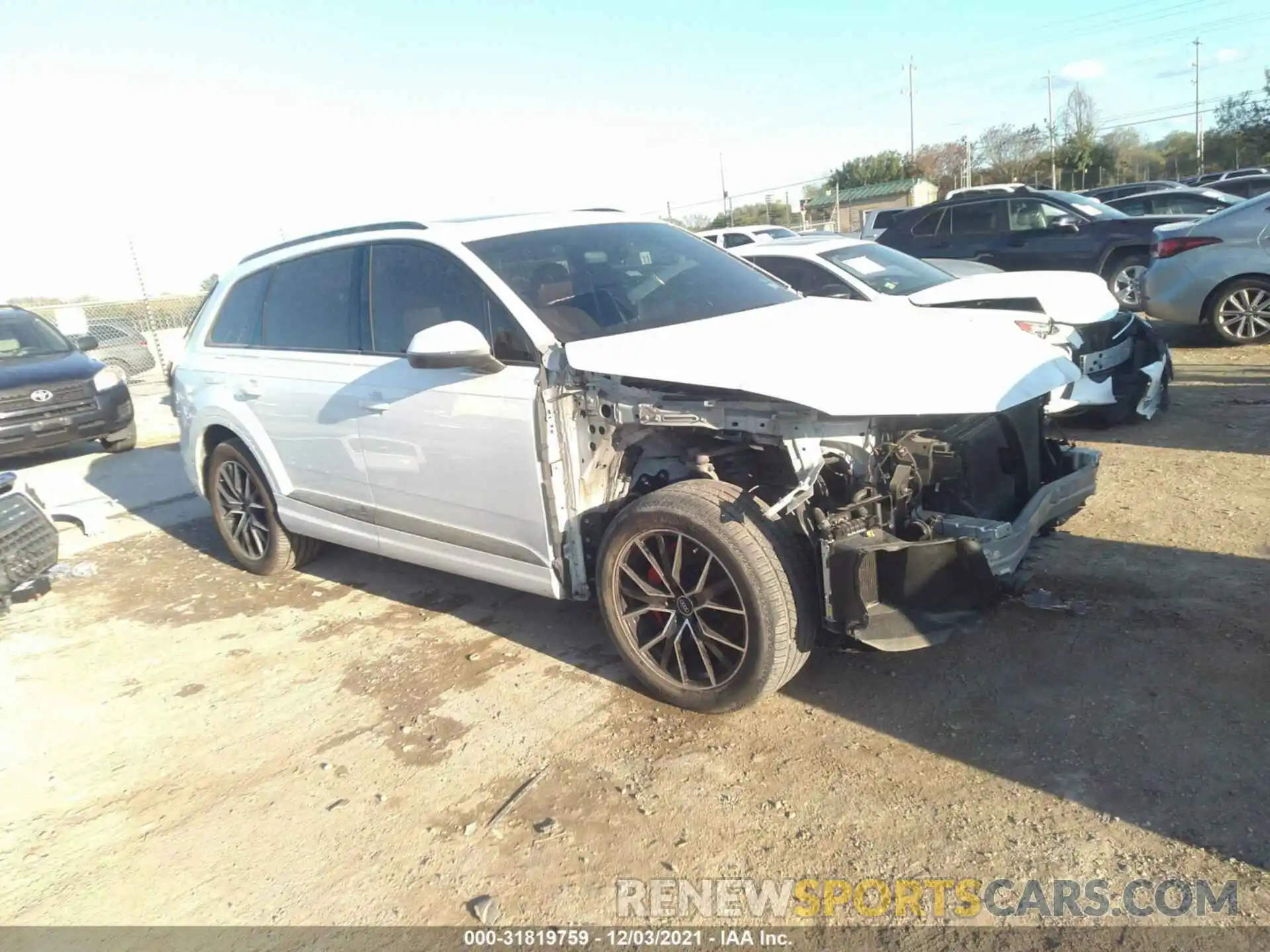 1 Photograph of a damaged car WA1VAAF76KD013662 AUDI Q7 2019