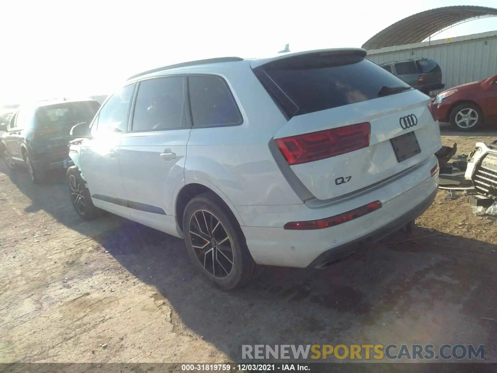 3 Фотография поврежденного автомобиля WA1VAAF76KD013662 AUDI Q7 2019