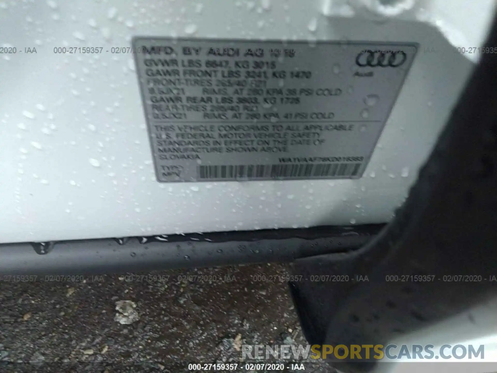 9 Фотография поврежденного автомобиля WA1VAAF76KD016383 AUDI Q7 2019