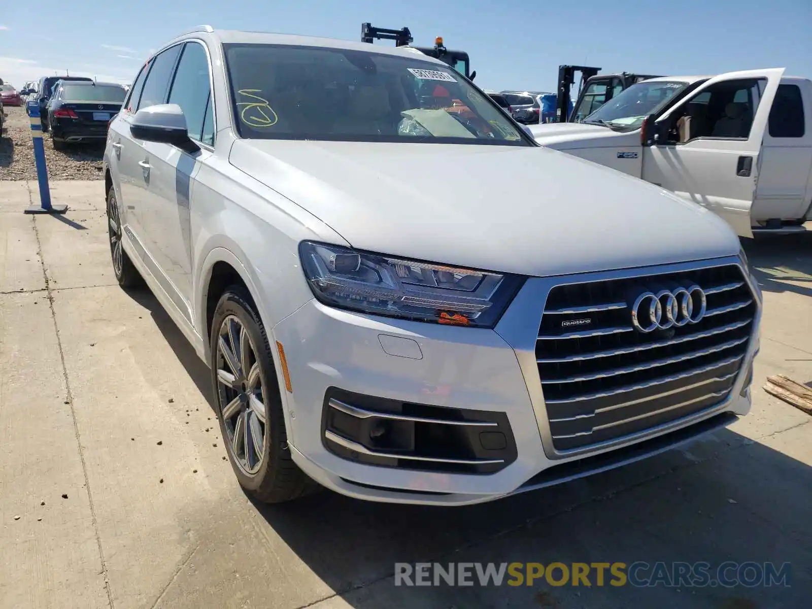 1 Фотография поврежденного автомобиля WA1VAAF77KD001455 AUDI Q7 2019