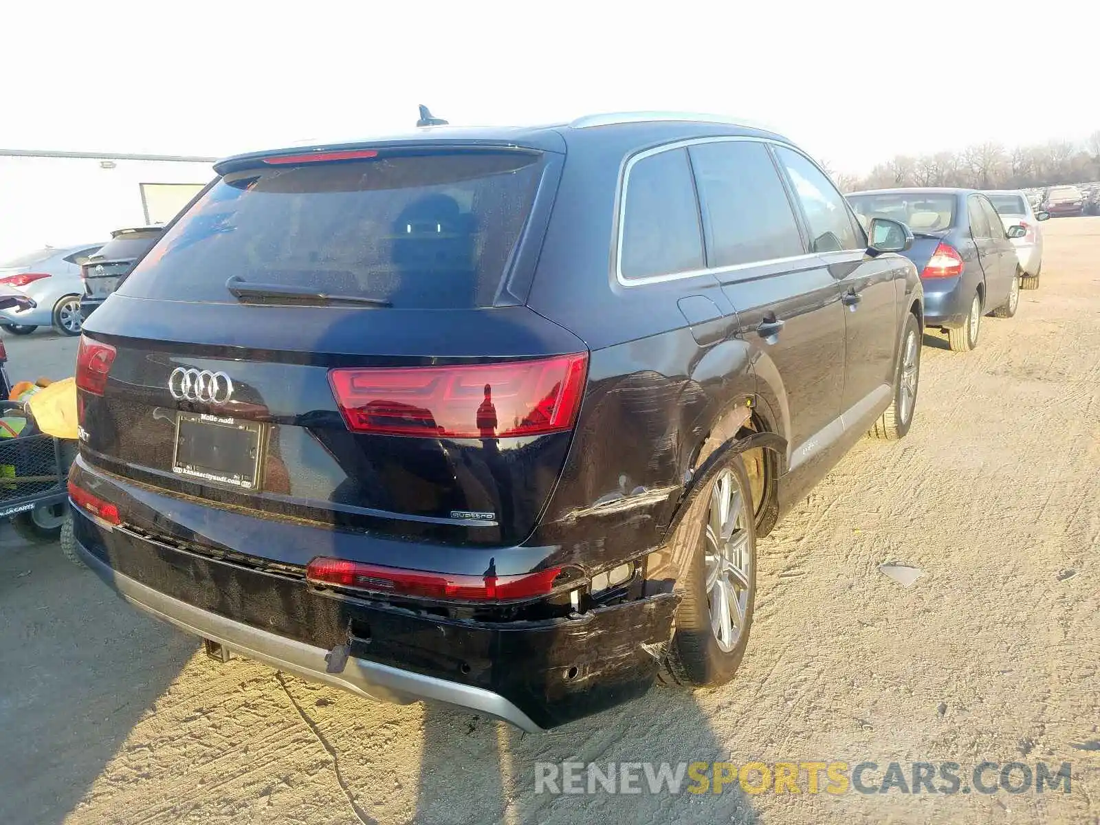 4 Фотография поврежденного автомобиля WA1VAAF77KD030681 AUDI Q7 2019