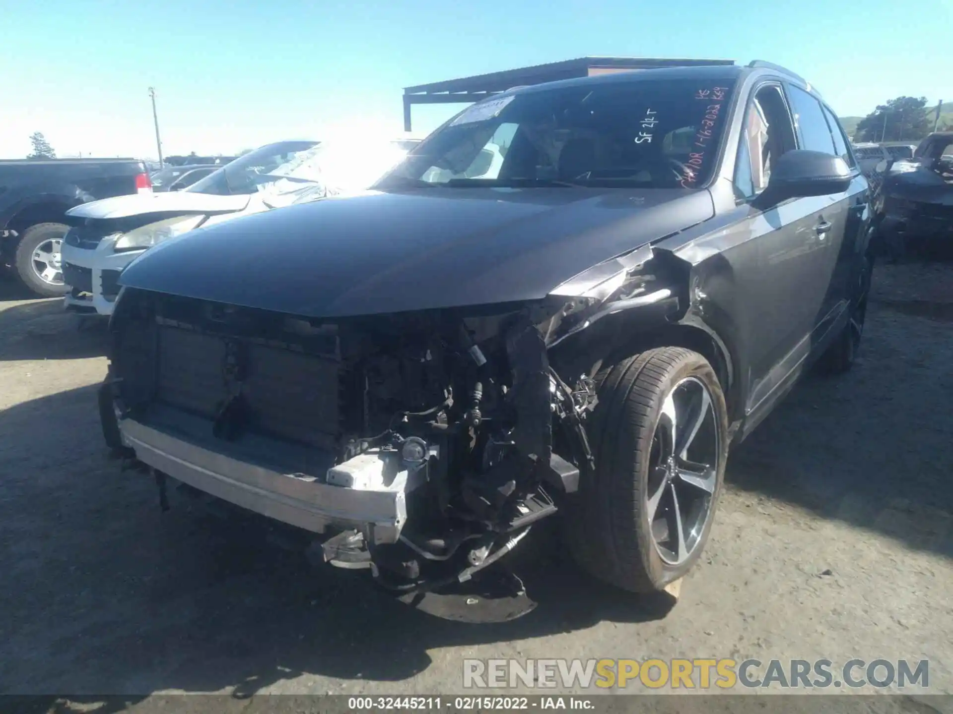 6 Photograph of a damaged car WA1VAAF77KD039462 AUDI Q7 2019