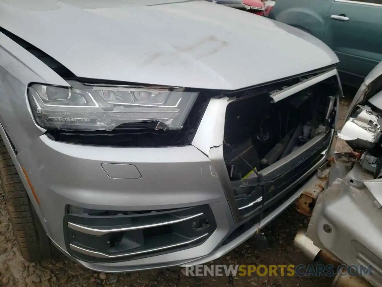 9 Фотография поврежденного автомобиля WA1VAAF78KD001626 AUDI Q7 2019