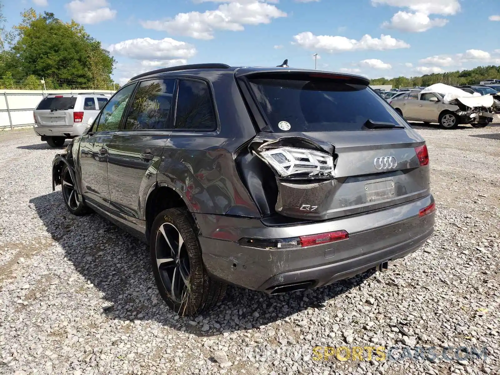 3 Фотография поврежденного автомобиля WA1VAAF78KD041558 AUDI Q7 2019