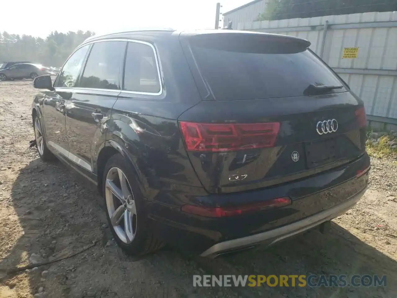 3 Фотография поврежденного автомобиля WA1VAAF78KD049238 AUDI Q7 2019