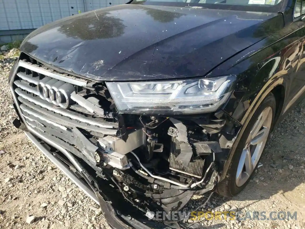 9 Photograph of a damaged car WA1VAAF78KD049238 AUDI Q7 2019