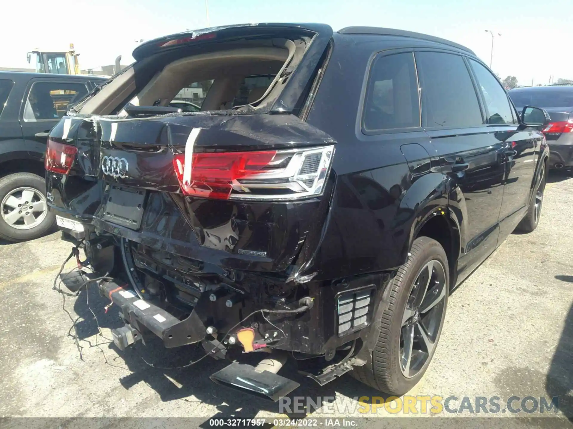 4 Фотография поврежденного автомобиля WA1VAAF78KD049286 AUDI Q7 2019