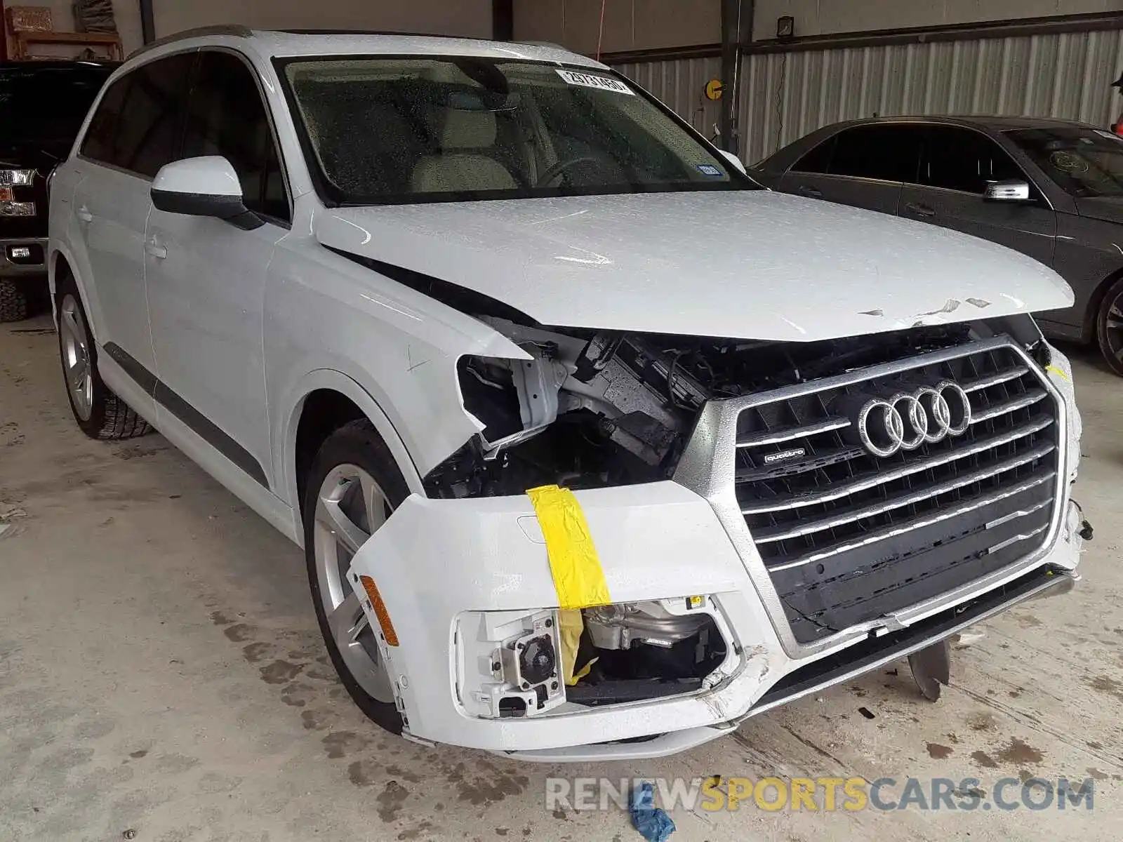 1 Photograph of a damaged car WA1VAAF79KD018077 AUDI Q7 2019