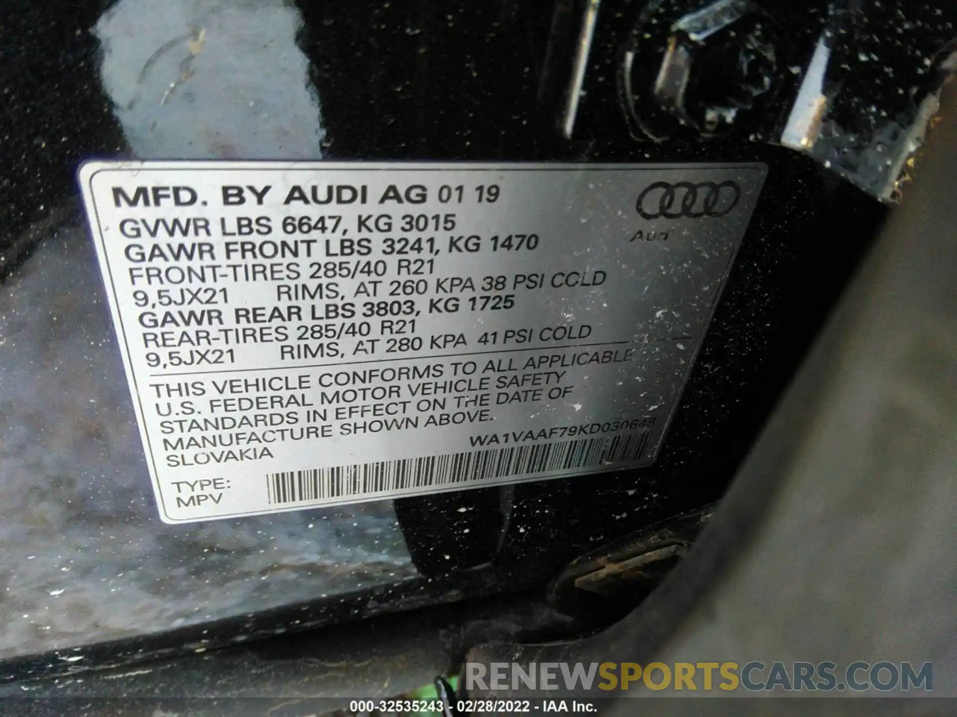 9 Photograph of a damaged car WA1VAAF79KD030648 AUDI Q7 2019