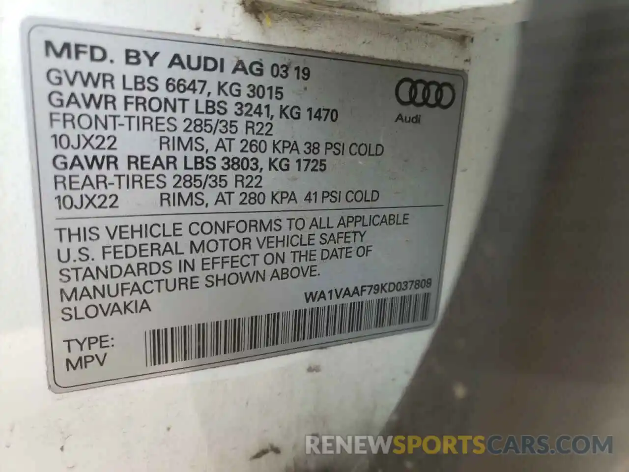 10 Photograph of a damaged car WA1VAAF79KD037809 AUDI Q7 2019