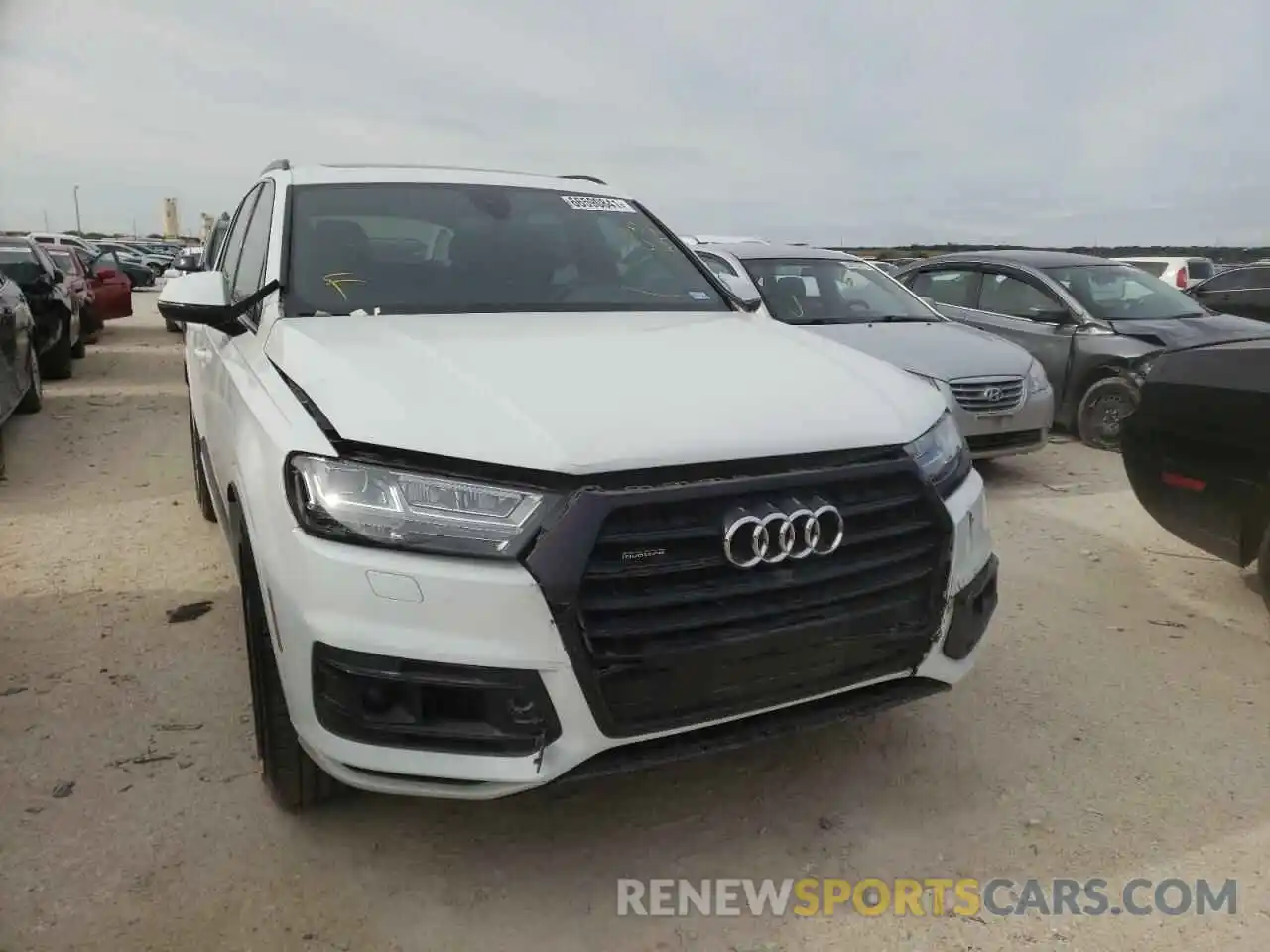 9 Фотография поврежденного автомобиля WA1VAAF79KD037809 AUDI Q7 2019