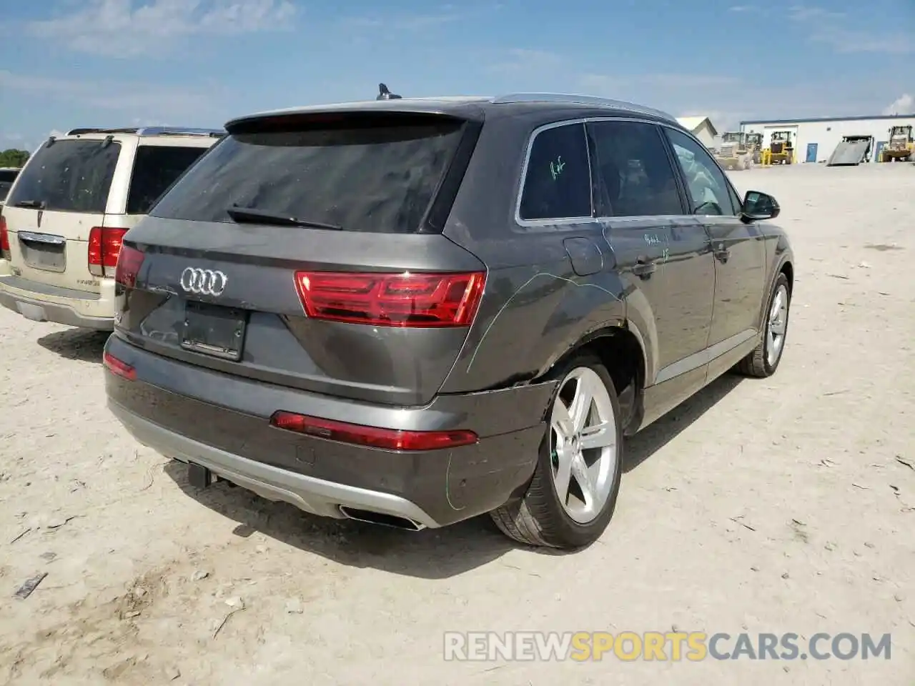 9 Фотография поврежденного автомобиля WA1VAAF7XKD010036 AUDI Q7 2019