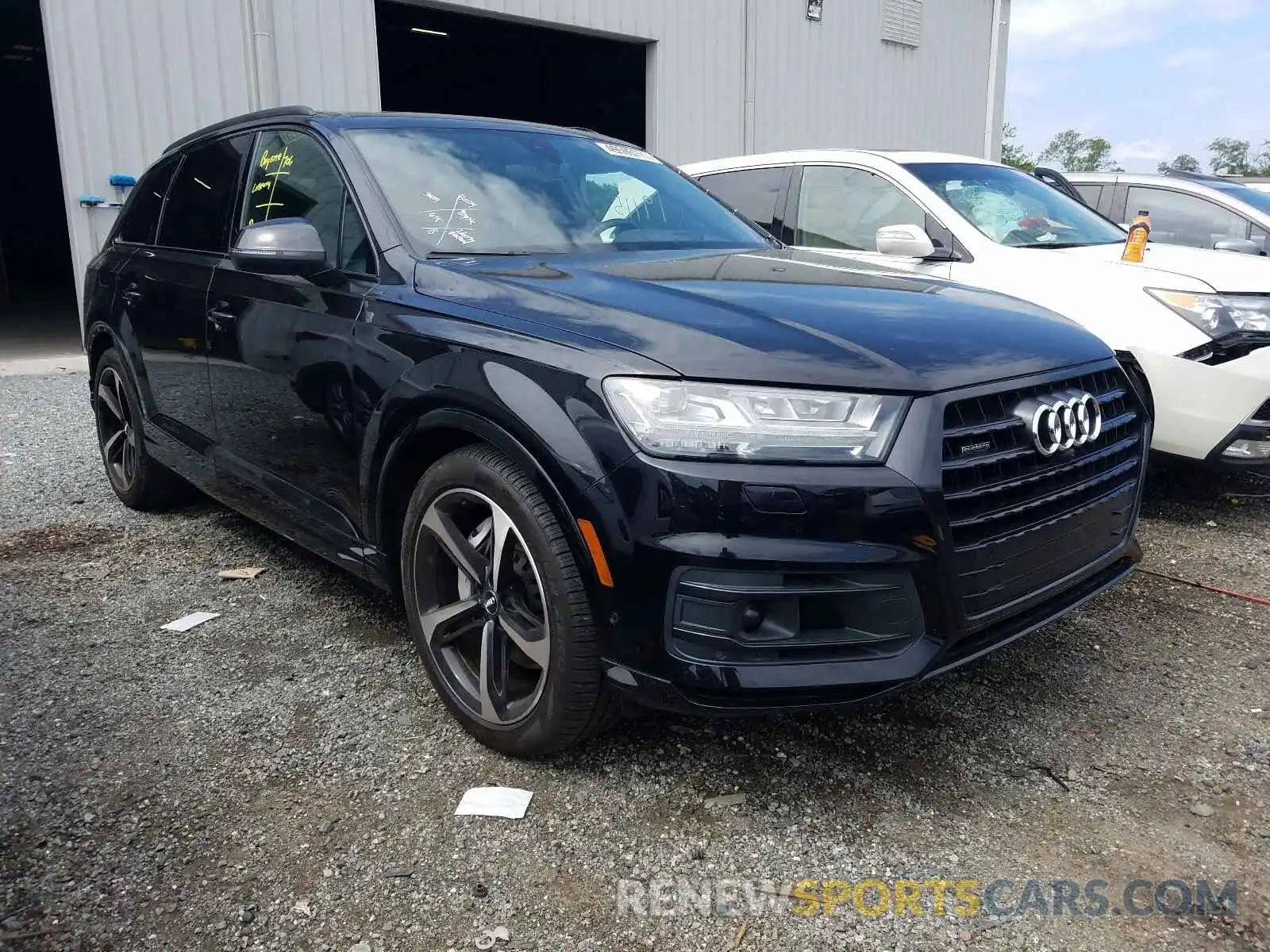 1 Photograph of a damaged car WA1VAAF7XKD014703 AUDI Q7 2019