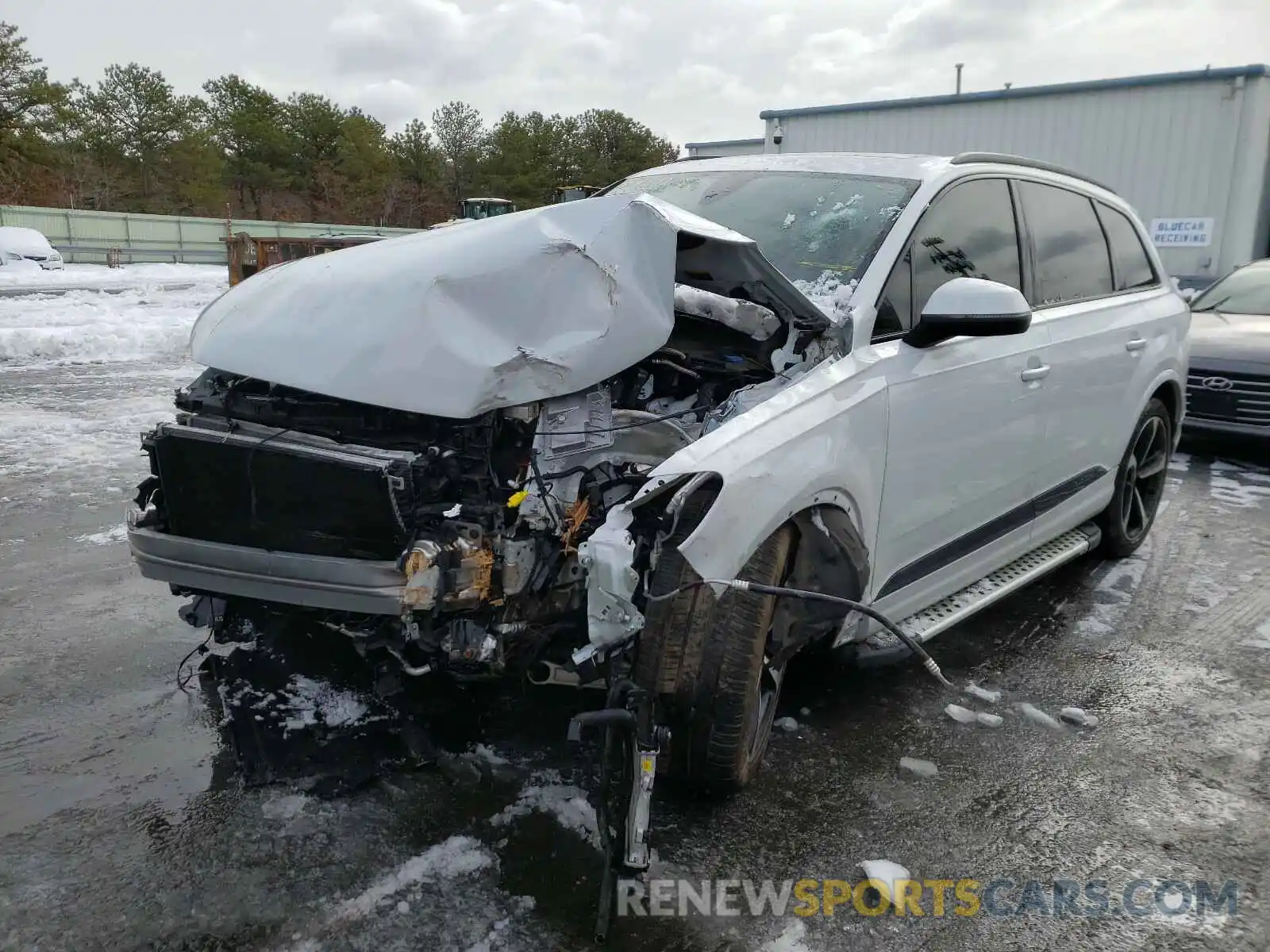2 Фотография поврежденного автомобиля WA1VAAF7XKD015169 AUDI Q7 2019