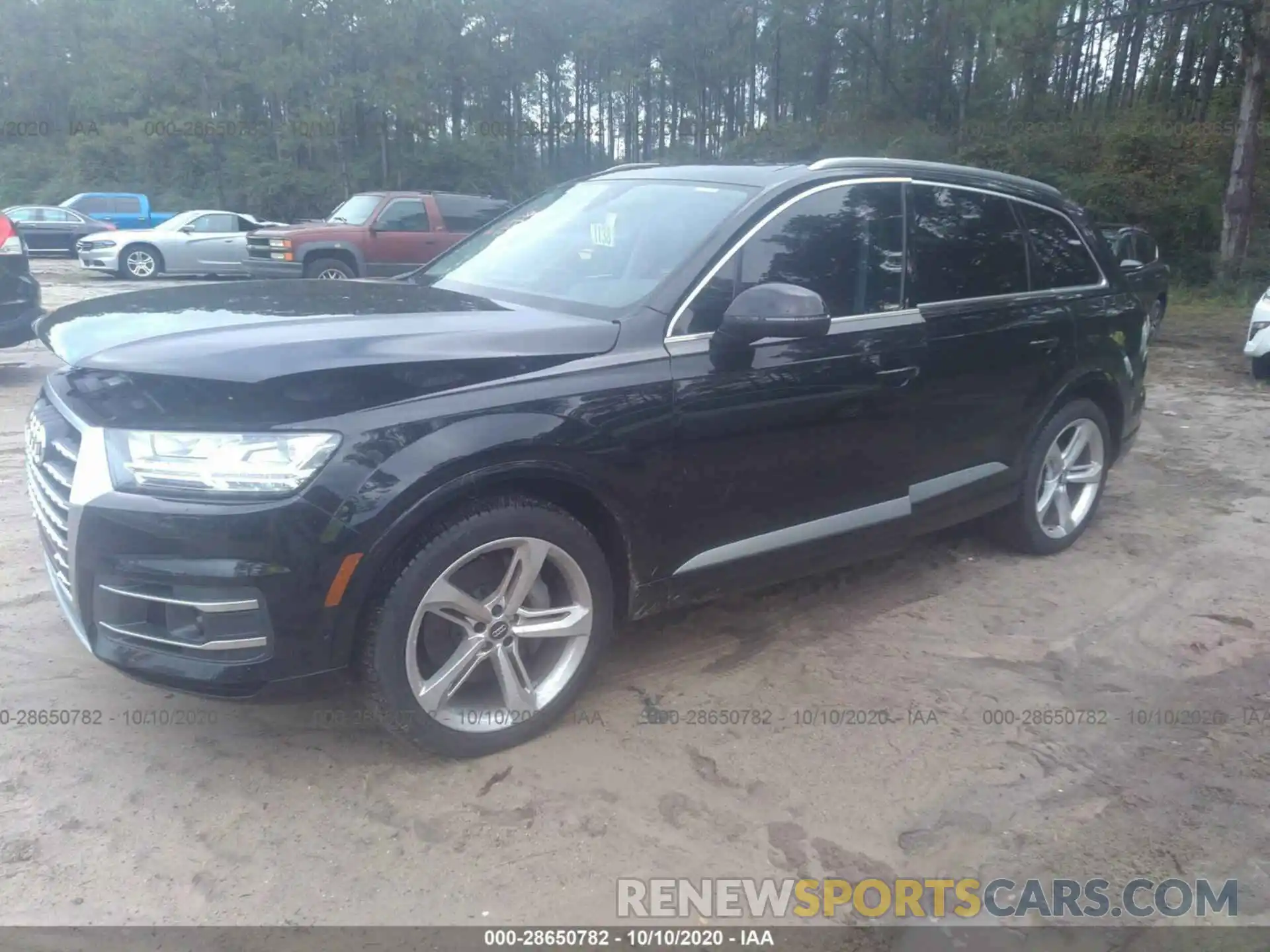 2 Photograph of a damaged car WA1VAAF7XKD015737 AUDI Q7 2019