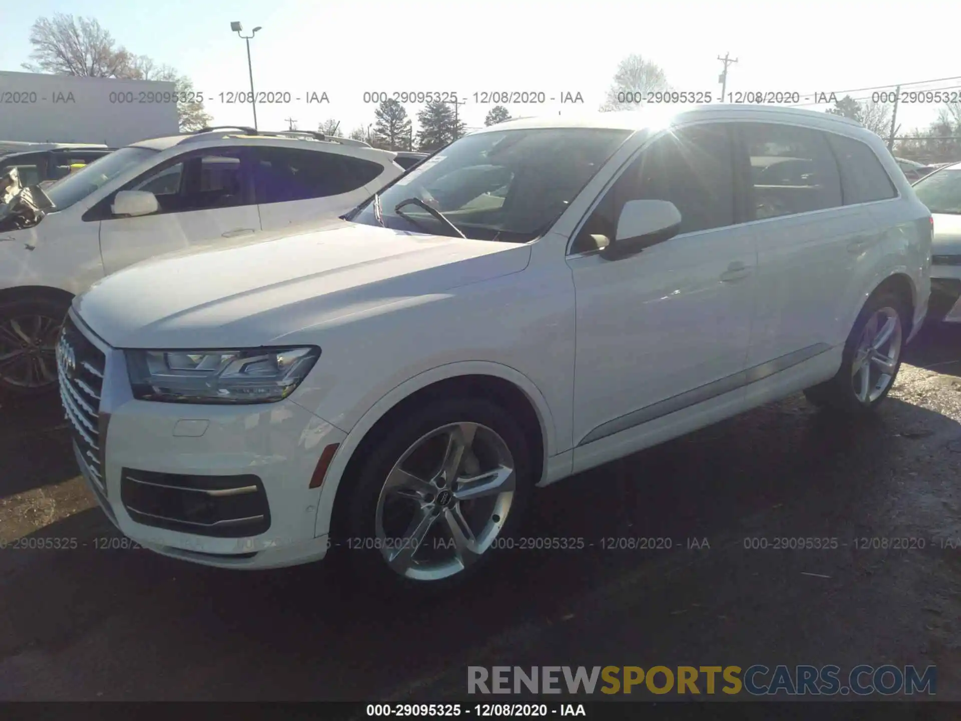 2 Фотография поврежденного автомобиля WA1VAAF7XKD017732 AUDI Q7 2019