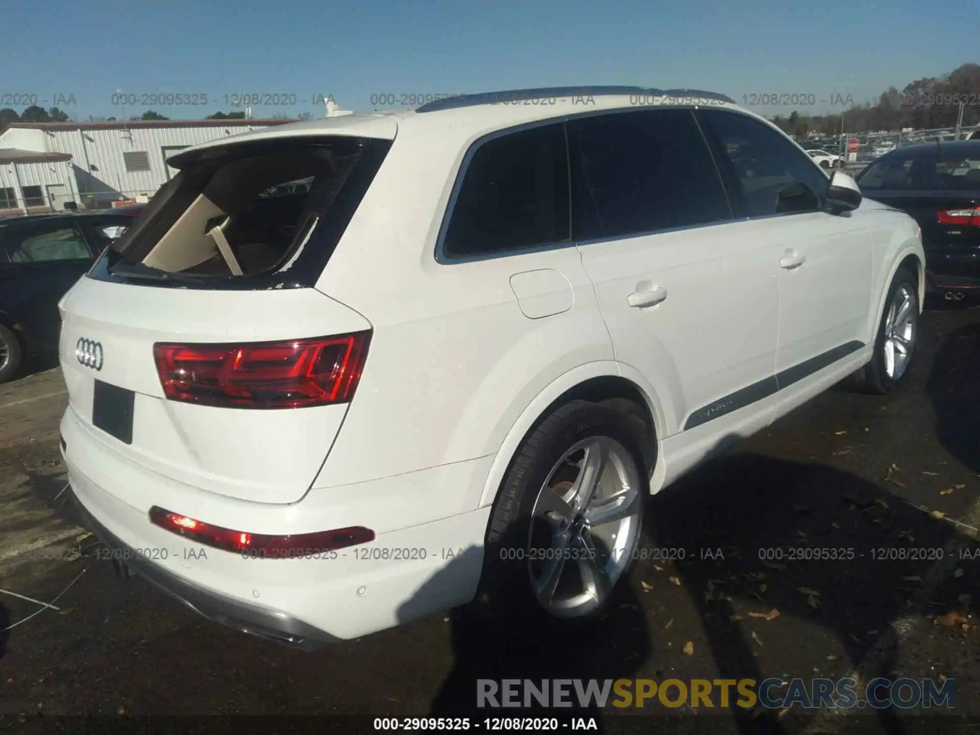 4 Фотография поврежденного автомобиля WA1VAAF7XKD017732 AUDI Q7 2019