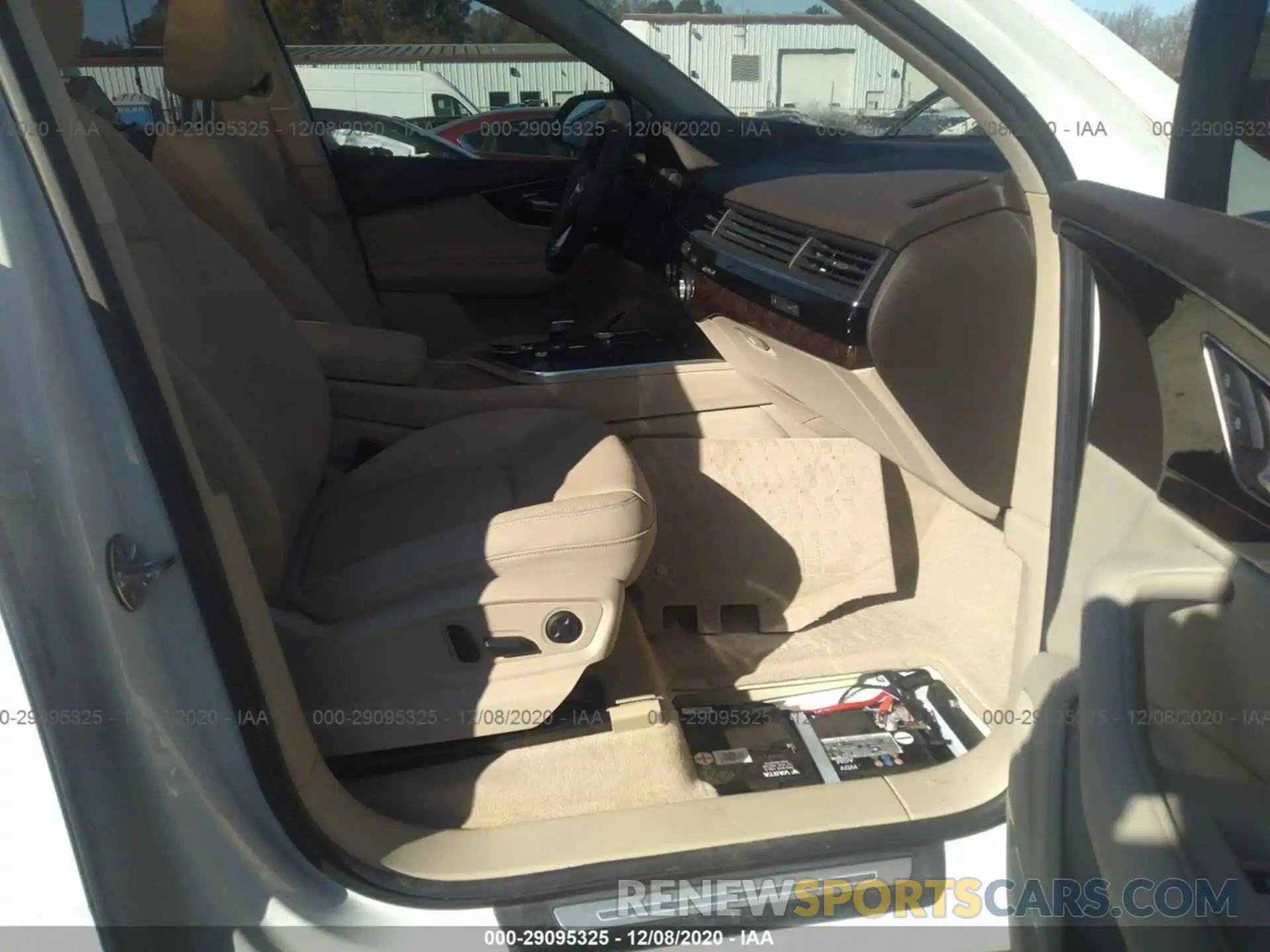 5 Photograph of a damaged car WA1VAAF7XKD017732 AUDI Q7 2019