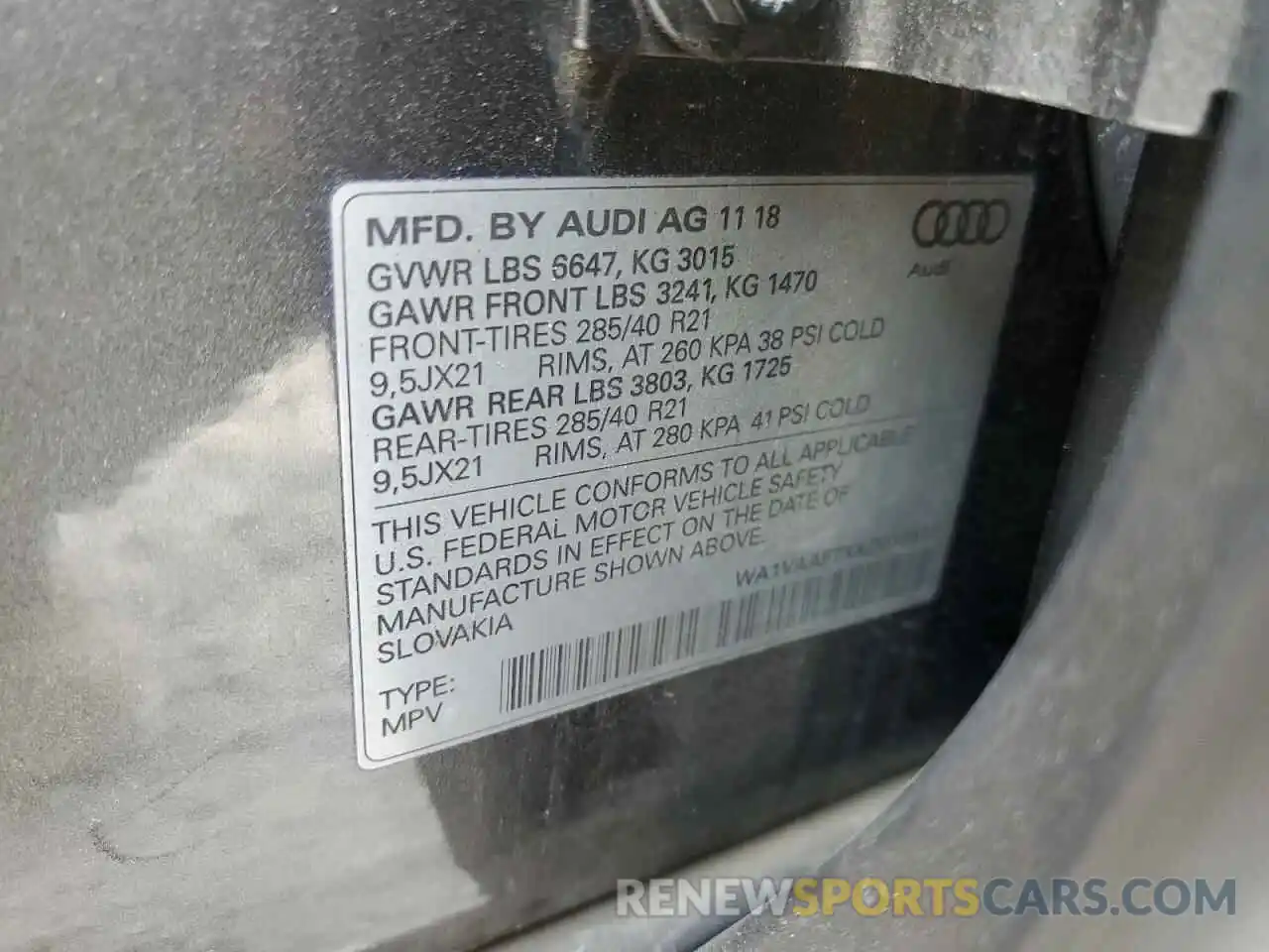 10 Photograph of a damaged car WA1VAAF7XKD018511 AUDI Q7 2019