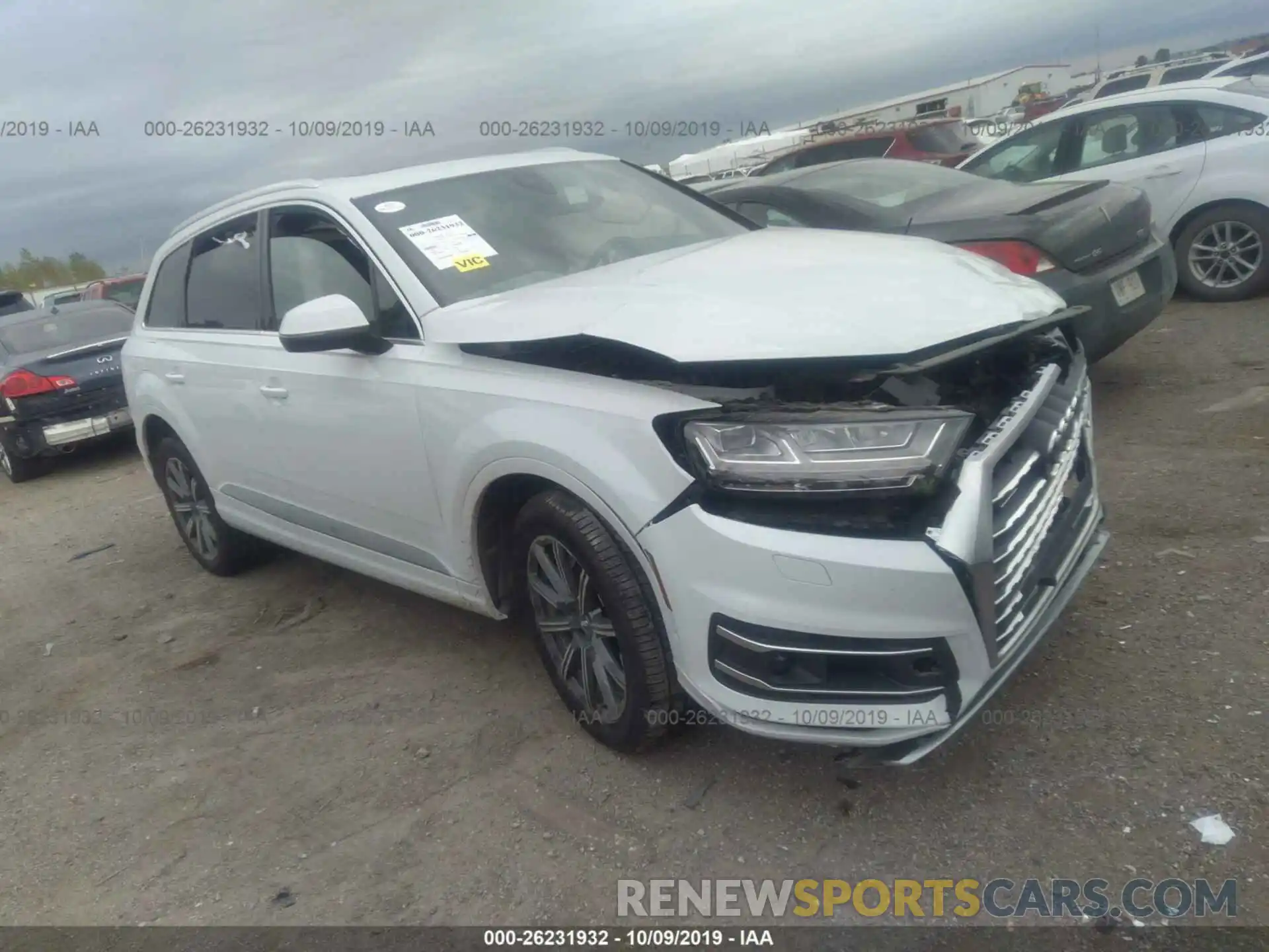 1 Фотография поврежденного автомобиля WA1VAAF7XKD025412 AUDI Q7 2019