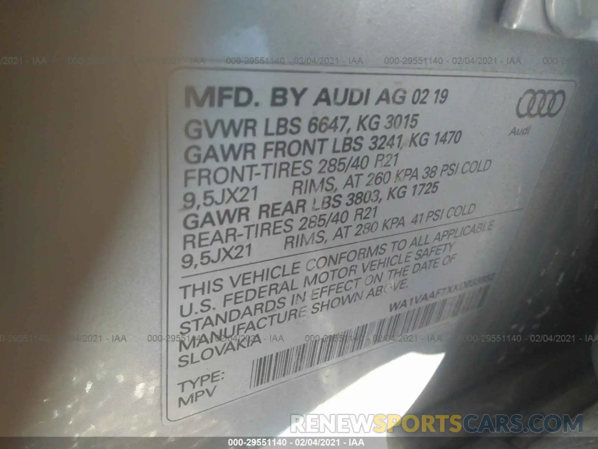 9 Photograph of a damaged car WA1VAAF7XKD033882 AUDI Q7 2019