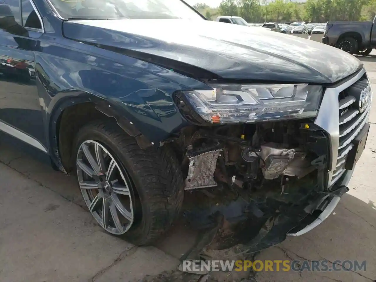 9 Photograph of a damaged car WA1VABF72KD044591 AUDI Q7 2019