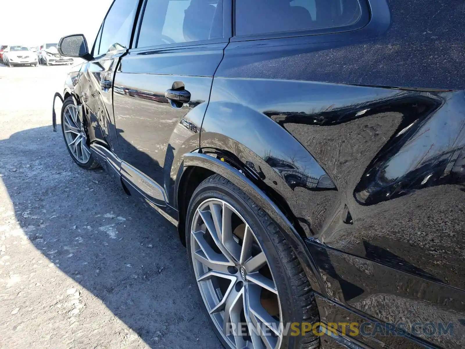 9 Photograph of a damaged car WA1WAAF79KD028189 AUDI Q7 2019