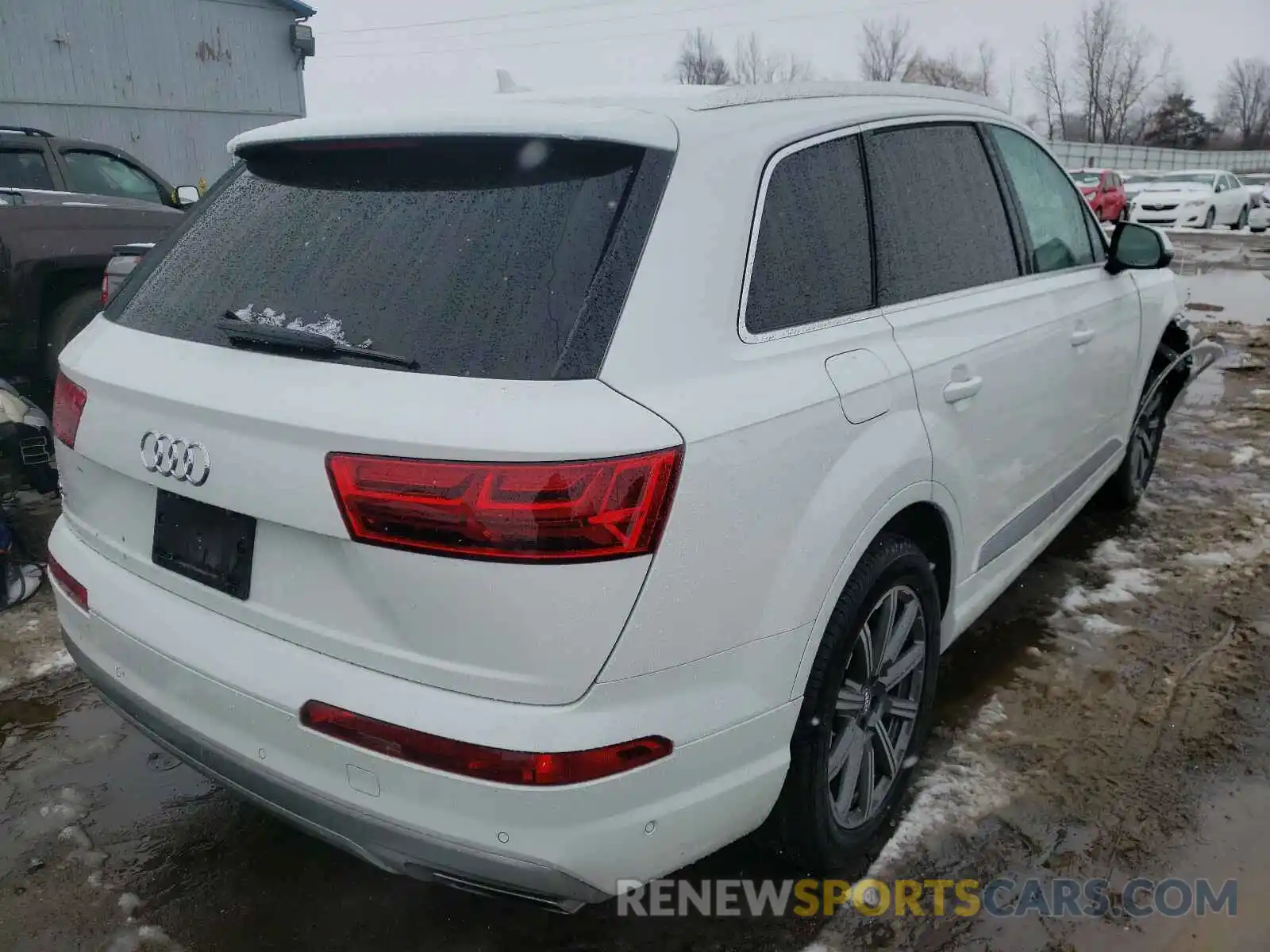 4 Photograph of a damaged car WAULABF70KD008468 AUDI Q7 2019