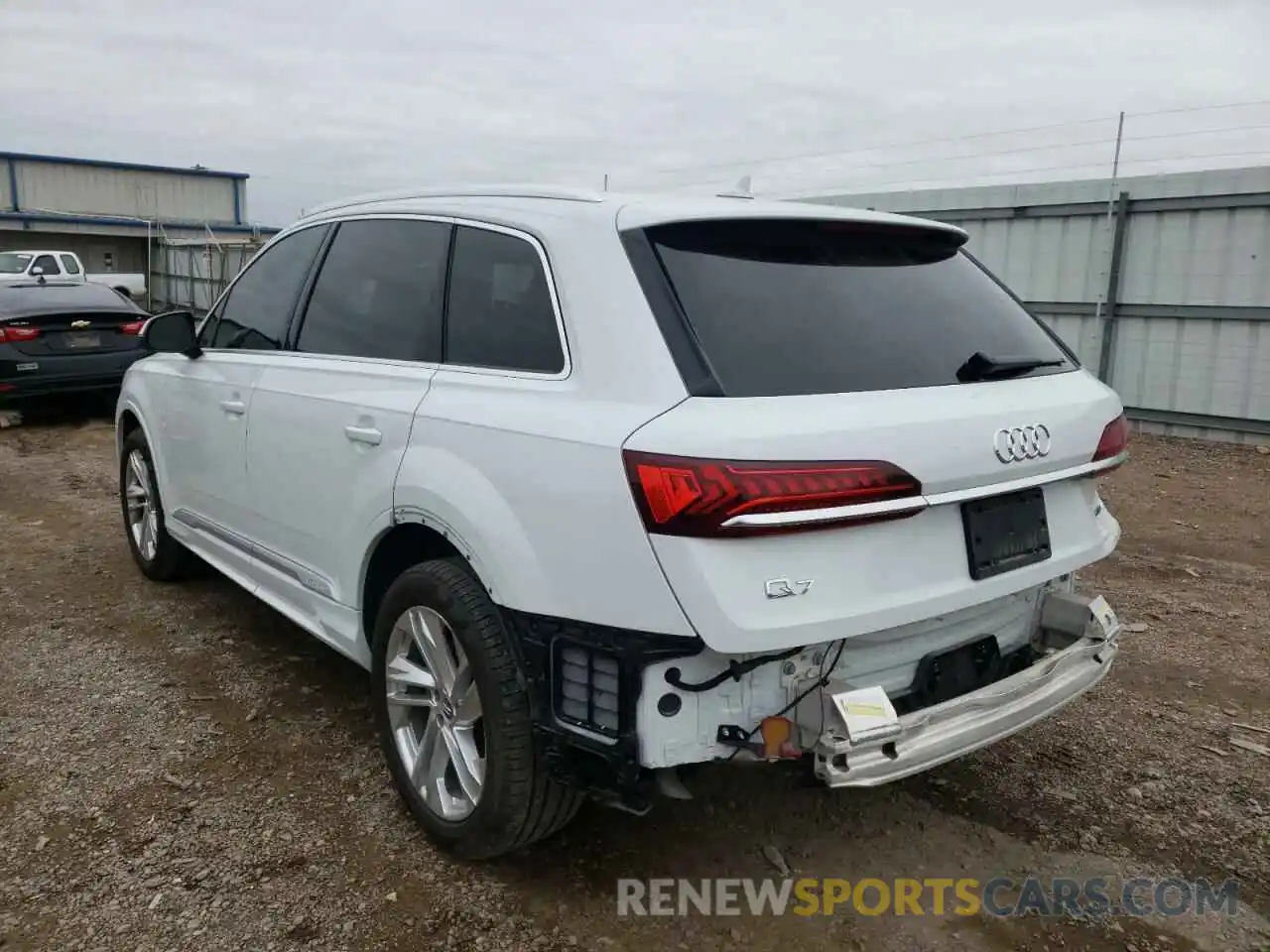 3 Photograph of a damaged car WA1AJAF70LD008425 AUDI Q7 2020