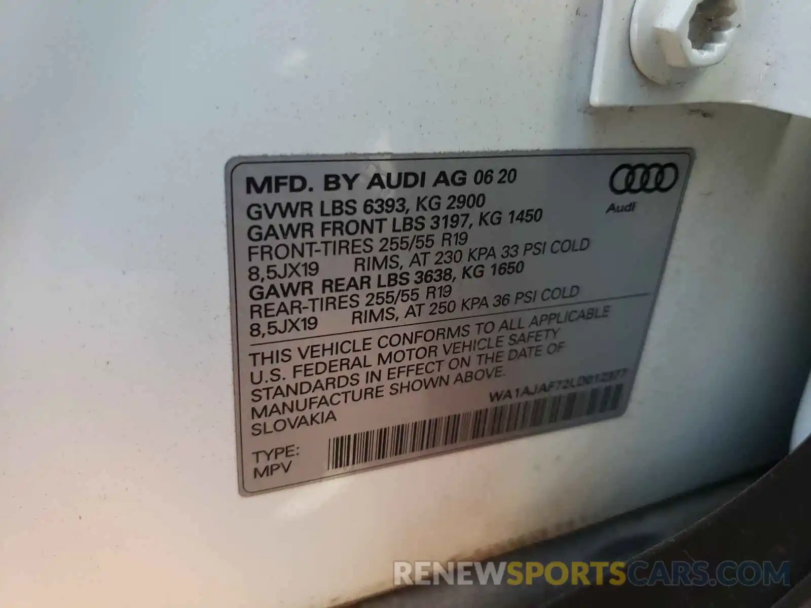 10 Photograph of a damaged car WA1AJAF72LD012377 AUDI Q7 2020