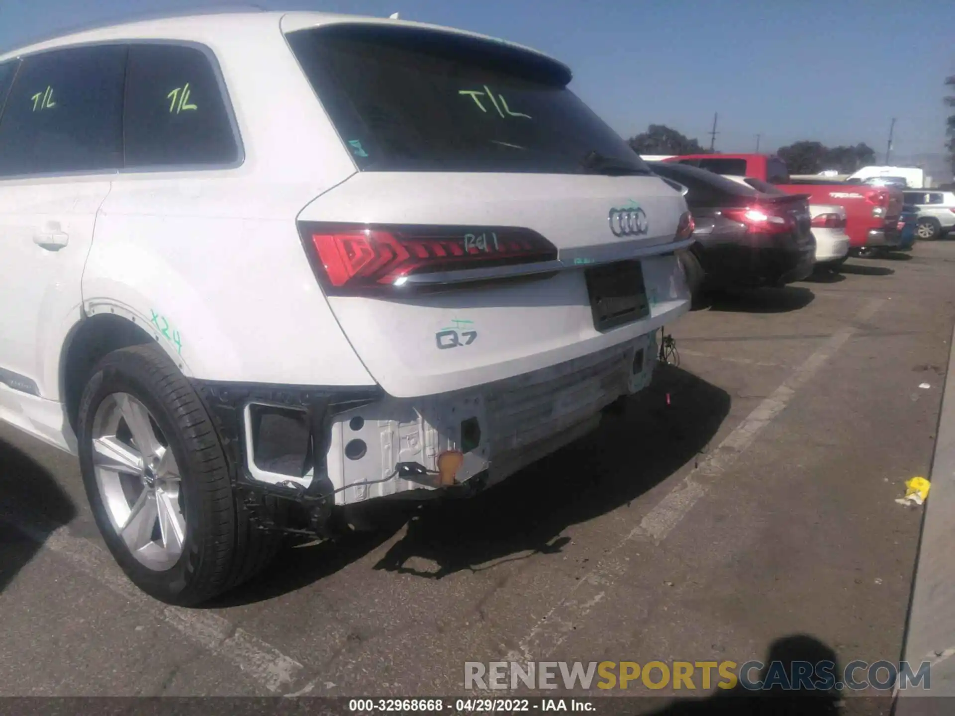 6 Photograph of a damaged car WA1AJAF79LD006334 AUDI Q7 2020