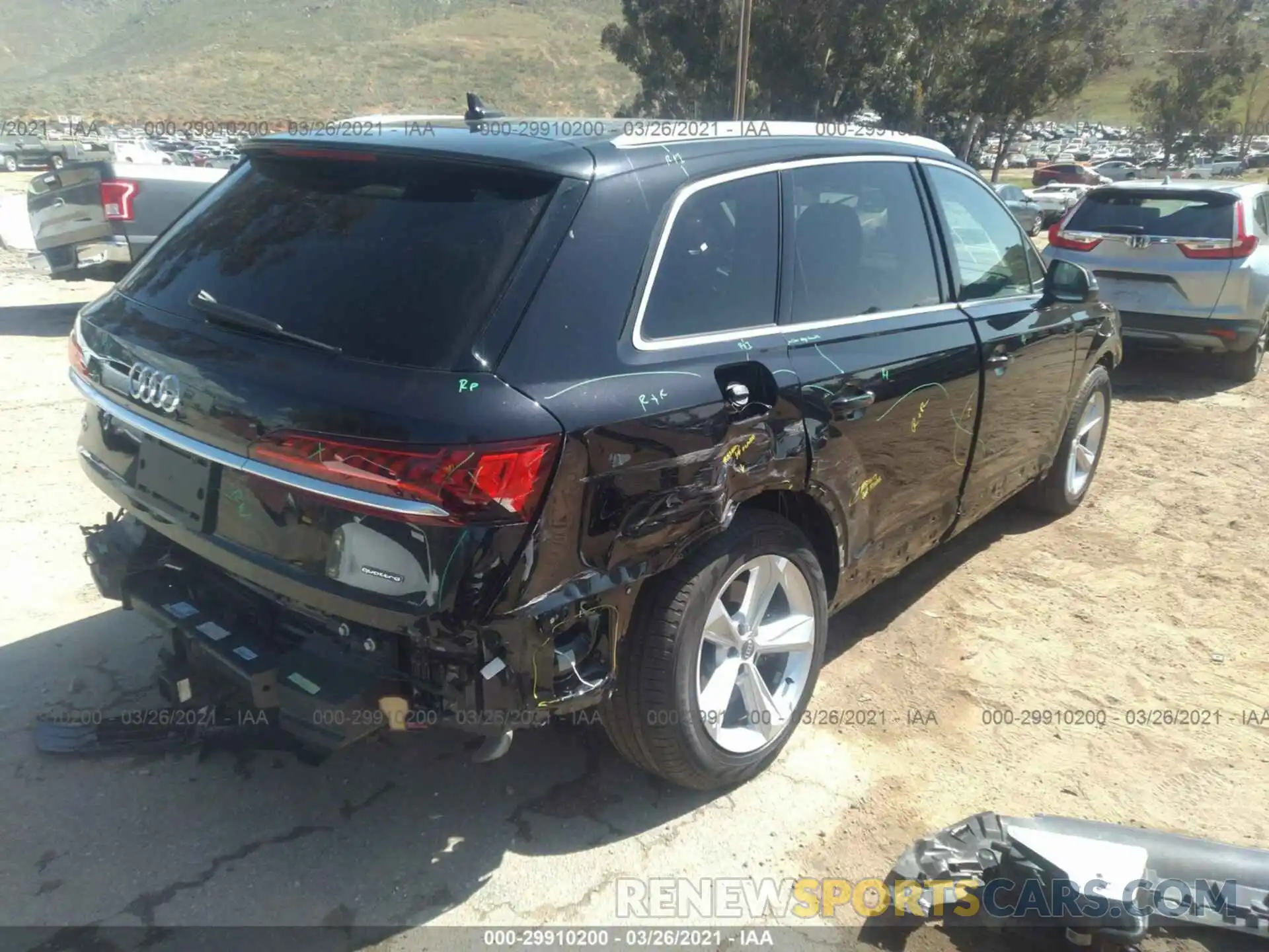 4 Photograph of a damaged car WA1AXAF70LD001831 AUDI Q7 2020