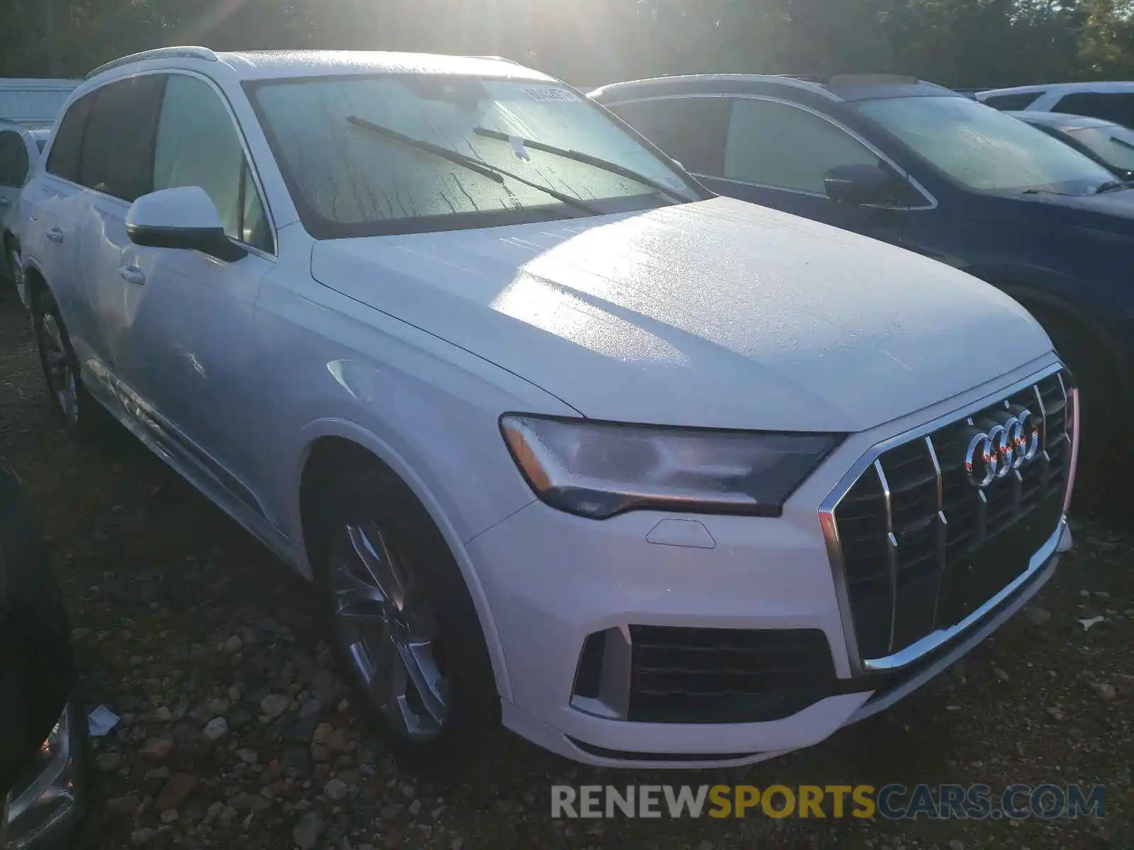 1 Photograph of a damaged car WA1AXAF70LD011551 AUDI Q7 2020