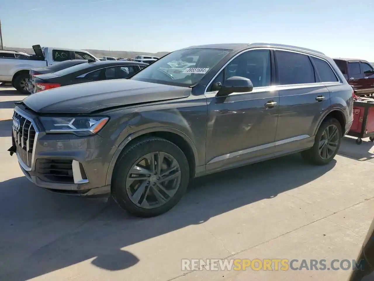 1 Photograph of a damaged car WA1AXAF71LD005113 AUDI Q7 2020