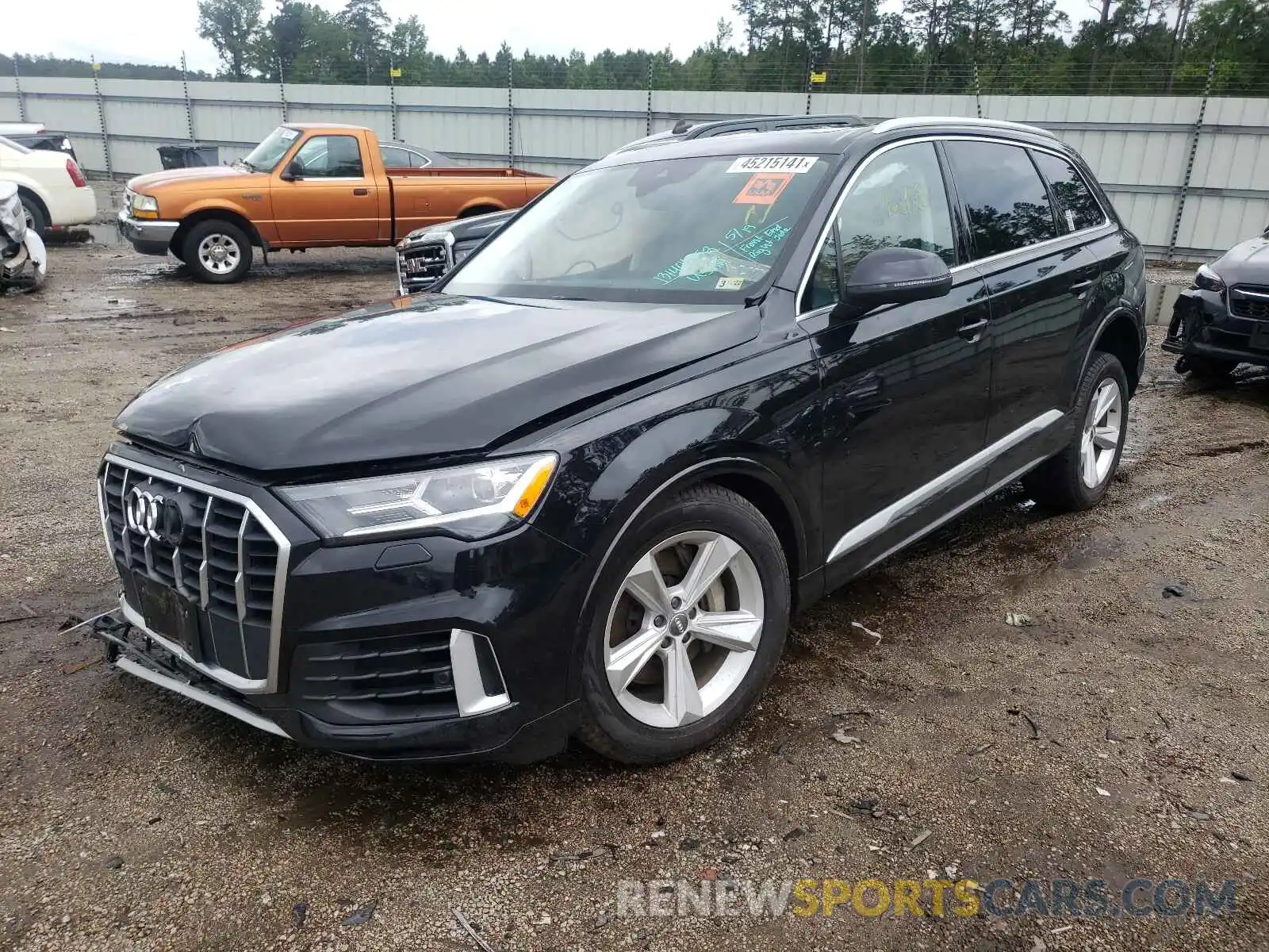 2 Photograph of a damaged car WA1AXAF78LD000684 AUDI Q7 2020