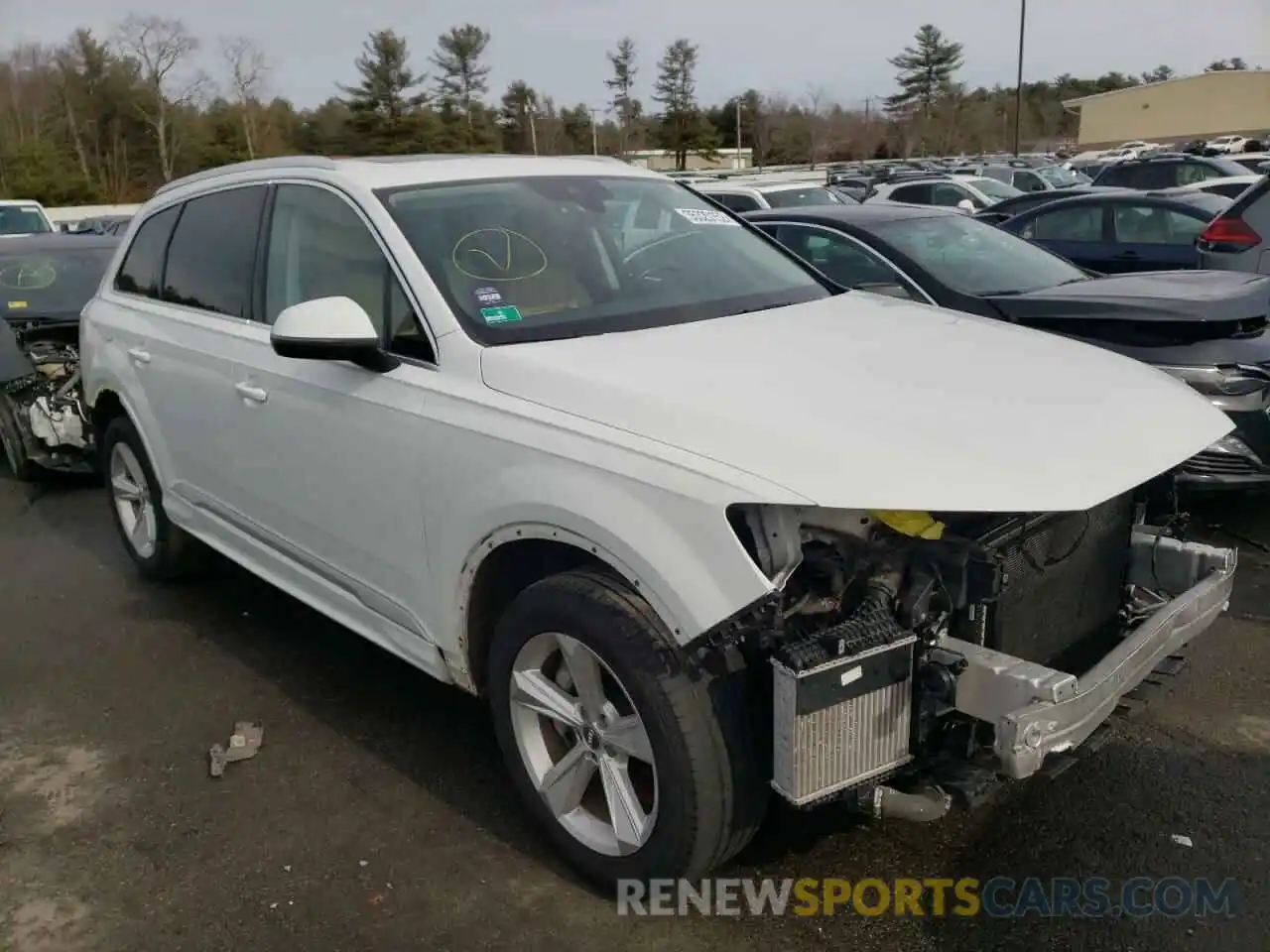 1 Photograph of a damaged car WA1AXAF78LD000992 AUDI Q7 2020