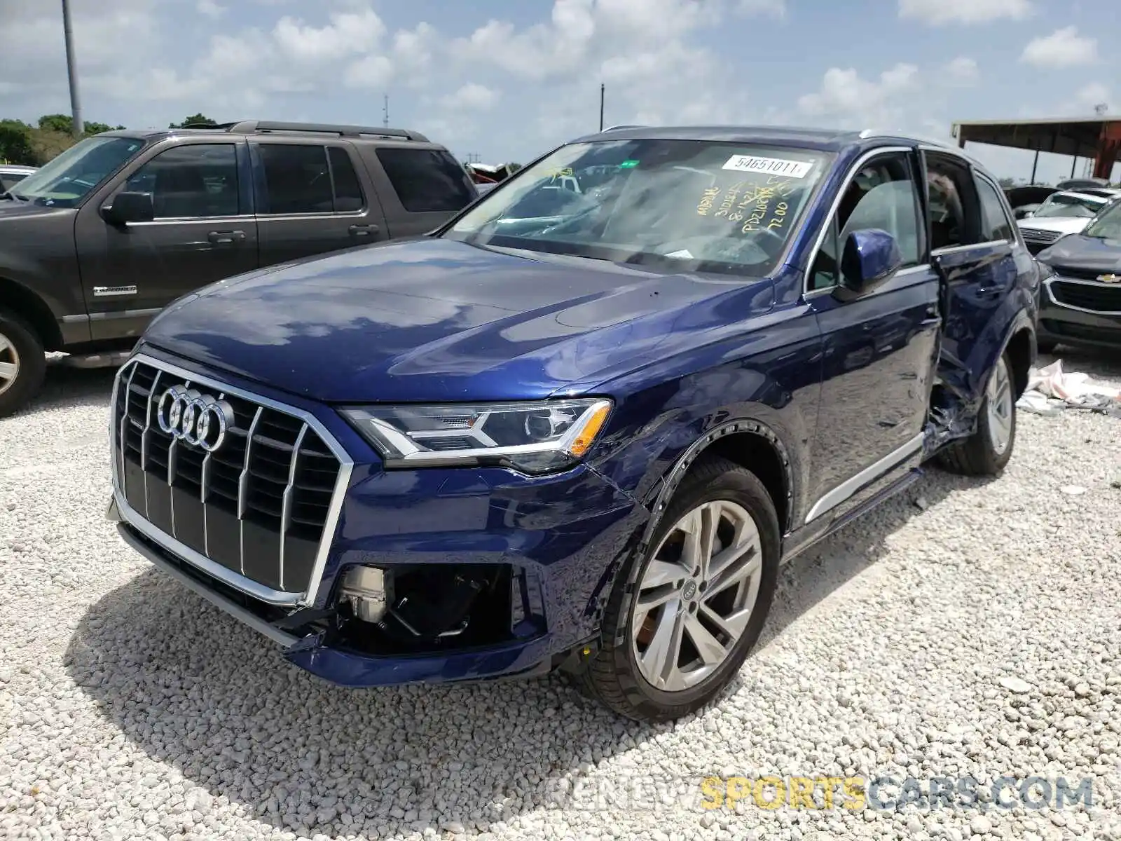 2 Photograph of a damaged car WA1LJAF73LD007200 AUDI Q7 2020