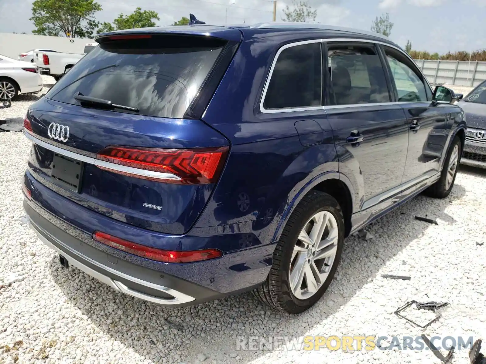 4 Фотография поврежденного автомобиля WA1LJAF73LD007200 AUDI Q7 2020