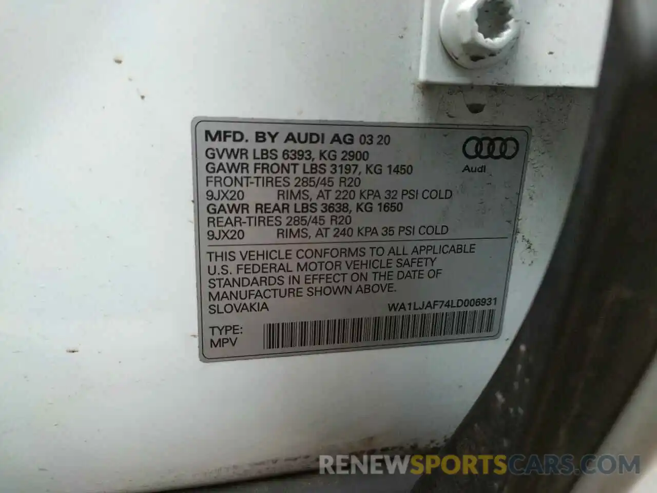 10 Photograph of a damaged car WA1LJAF74LD006931 AUDI Q7 2020