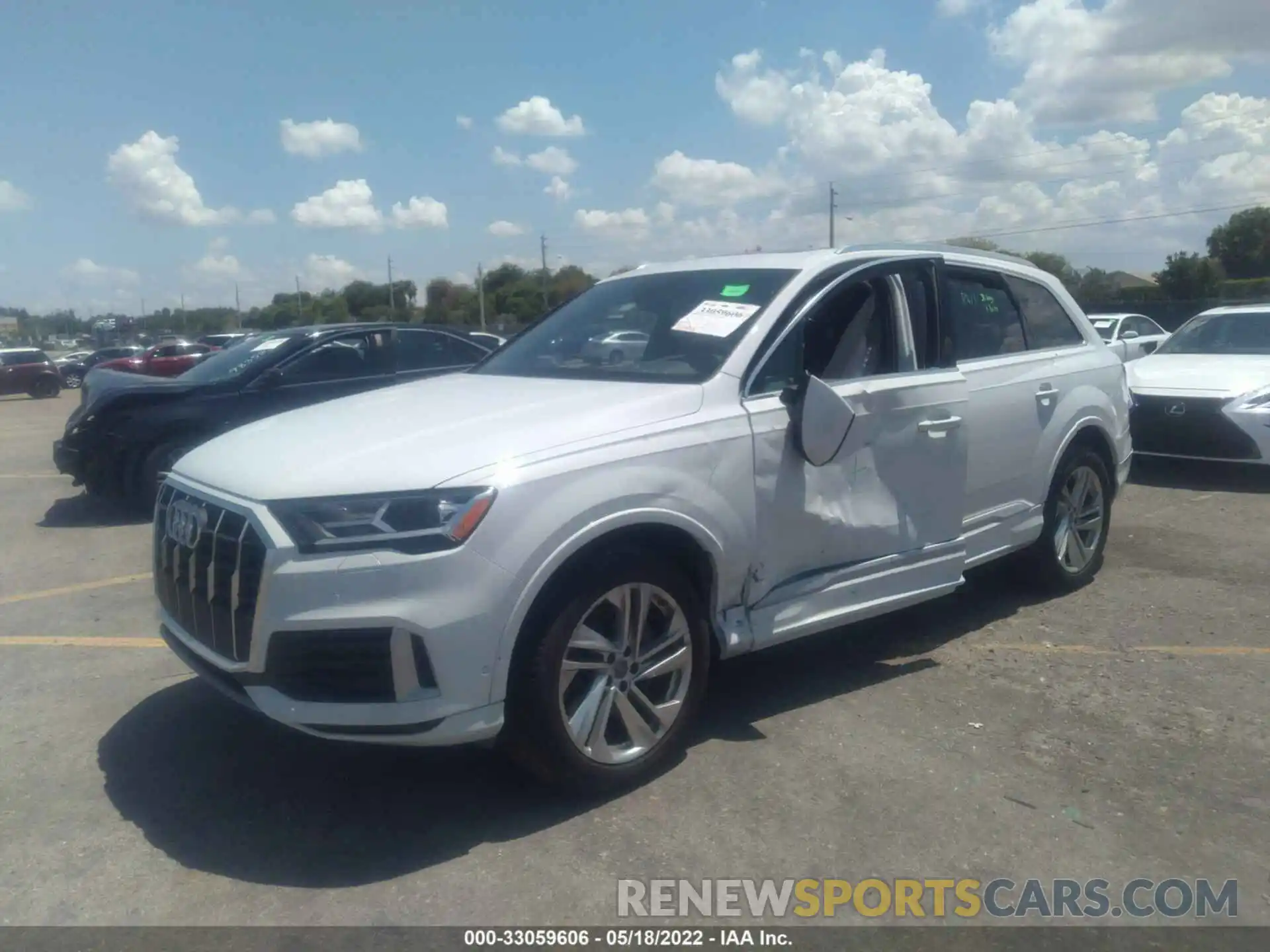 2 Photograph of a damaged car WA1LJAF76LD008132 AUDI Q7 2020